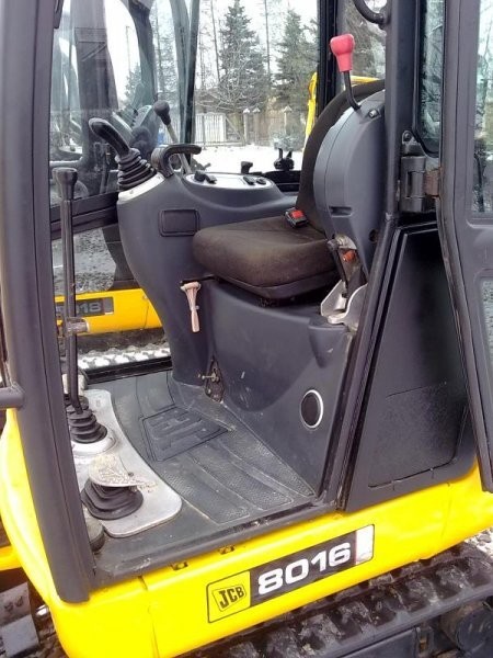 JCB 8016 roczniki: 2005-2006 --- koparkikrakow.pl — zdjęcie 1