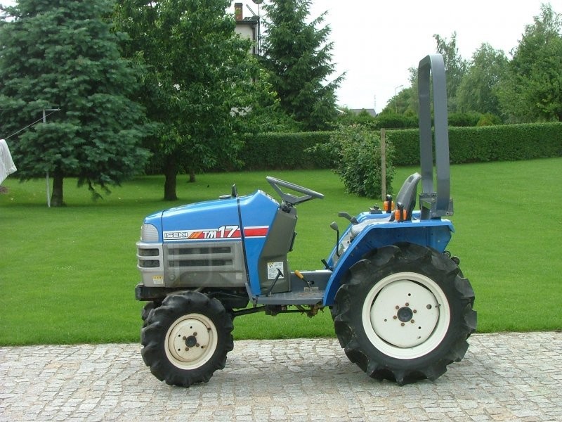 Mini traktorek Iseki TM17, 17KM, 4x4 — zdjęcie 2