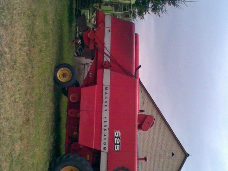 KOMBAJ MF 525 — zdjęcie 3