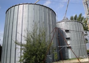 sprzedam silosy zbożowe 2 x 900 ton