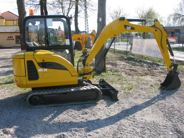 CAT 3025 C - 2006, 2007 rok — zdjęcie 3