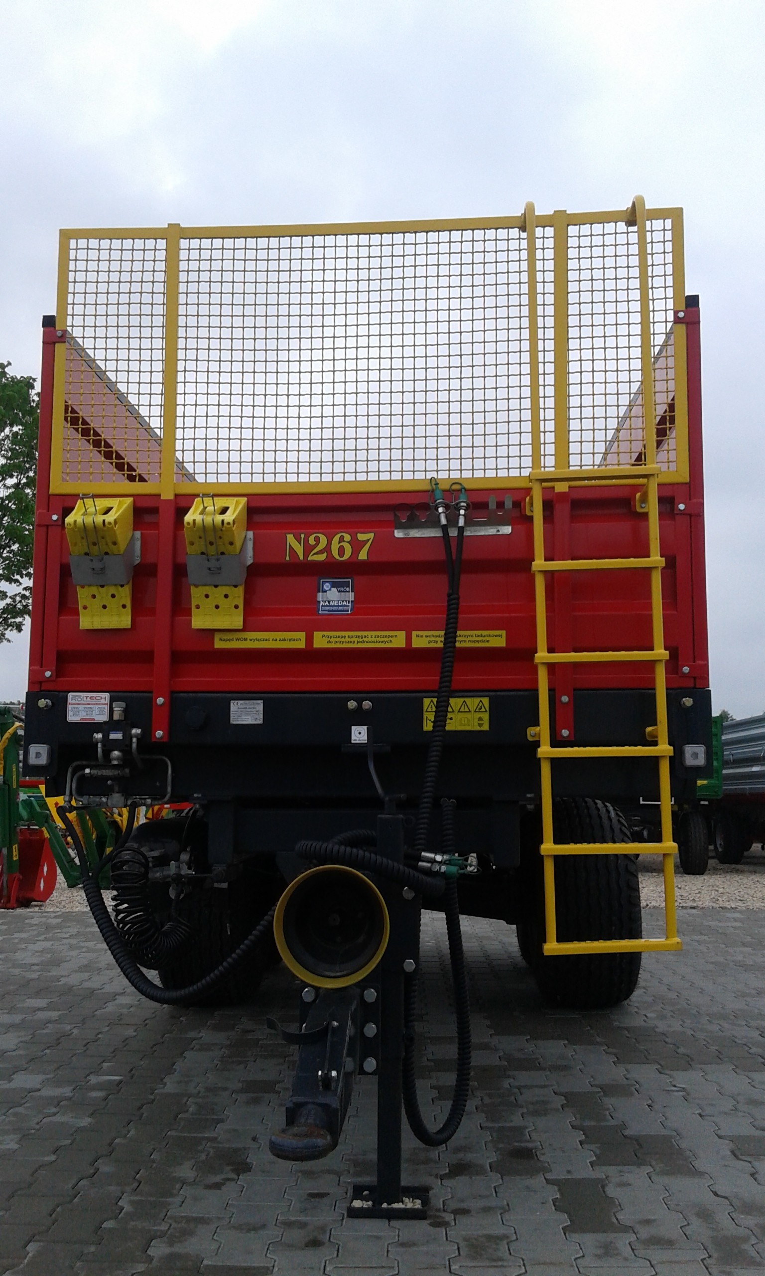 Rozrzutnik obornika N267 Metal-Fach 8t tandem pionowy adapter — zdjęcie 1