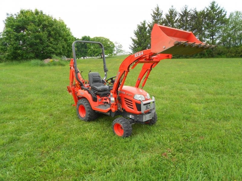 CIĄGNIK KUBOTA BX24.T — zdjęcie 1