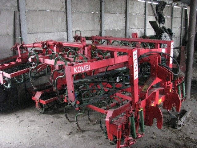Unia kombi 3.7m - 2002 — zdjęcie 1