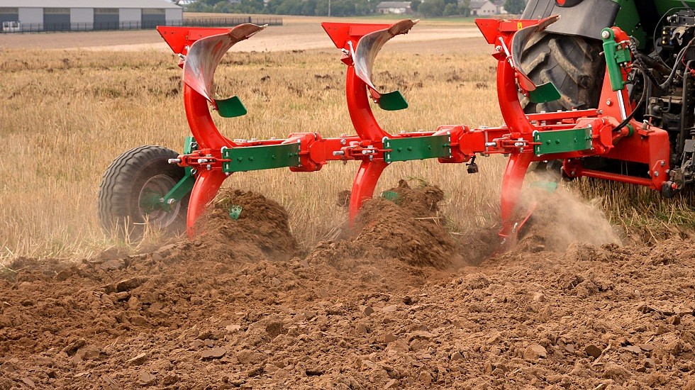 Pług obrotowy obracalny Pługi zabezpieczenie resorowe Agro-Masz — zdjęcie 3