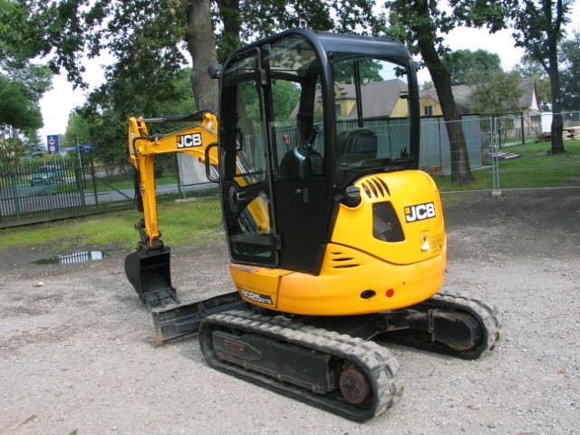 Sprzedam koparkę gąsienicową JCB 8025 zts z 2010r. — zdjęcie 2