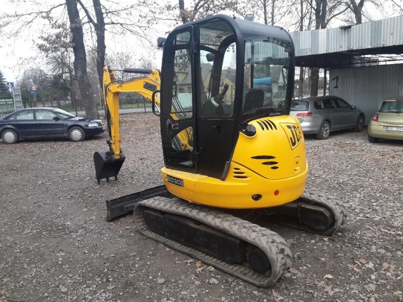 JCB 8030 ZTS  z 2007 i 2009 roku - minikoparki gąsienicowe — zdjęcie 4