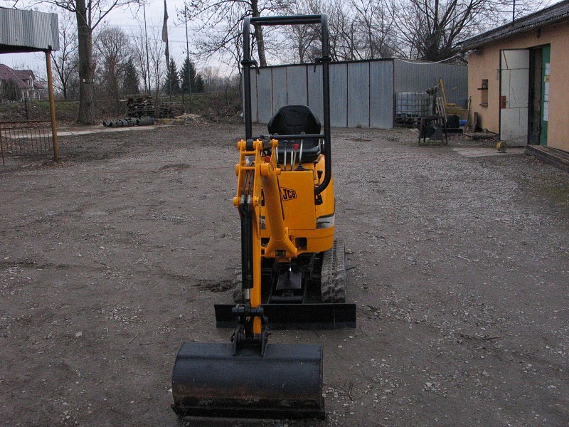 JCB Micro 2010  — zdjęcie 2