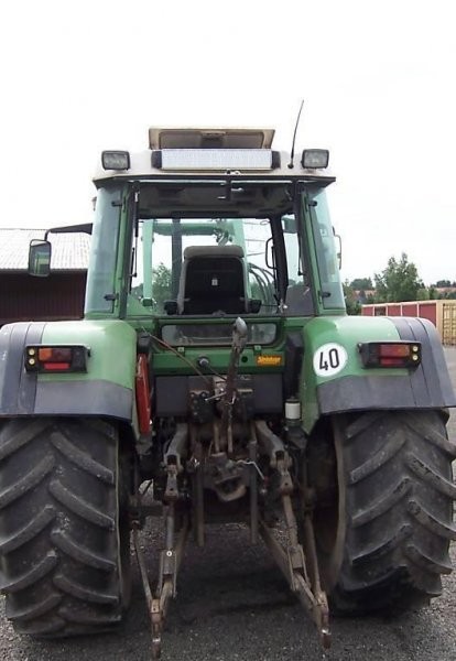 Fendt 312 LSA Farmer Ciagnik — zdjęcie 2