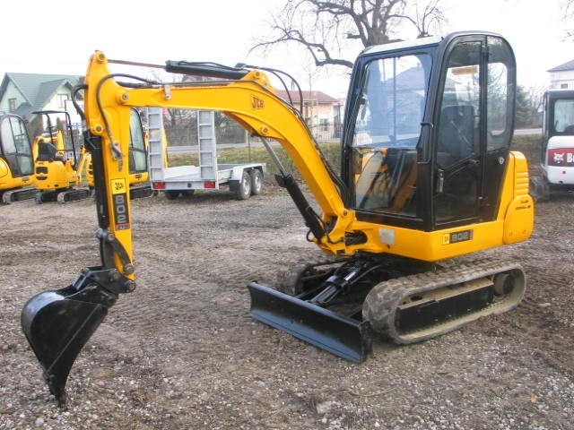 Mini koparka JCB 802 z 2001 roku - sprzedam — zdjęcie 7