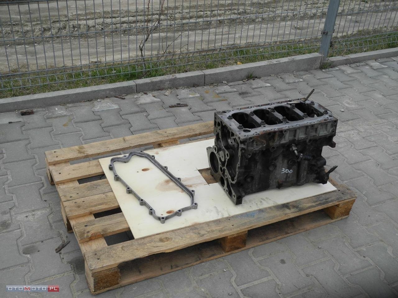 Iveco DAILY 2.3 HPT blok silnika — zdjęcie 2
