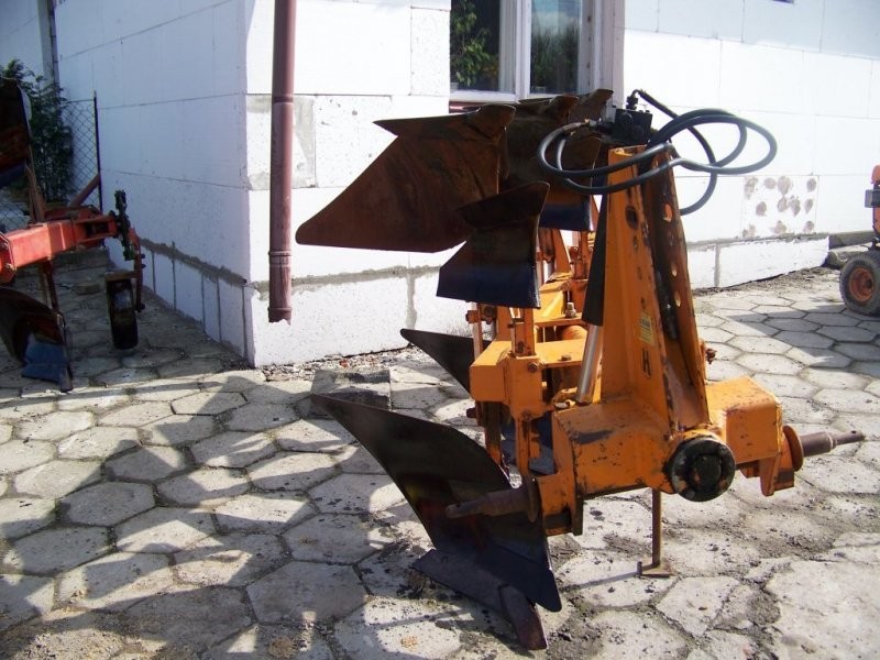 Pług Huard obrotowy  3 skiby — zdjęcie 2
