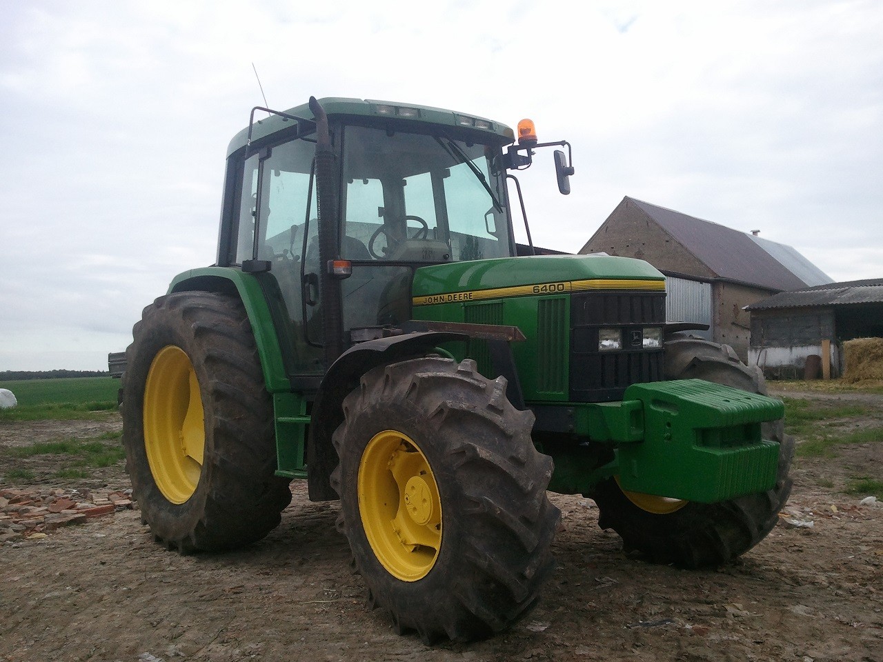 Sprzedam JOHN DEERE 6400 — zdjęcie 3