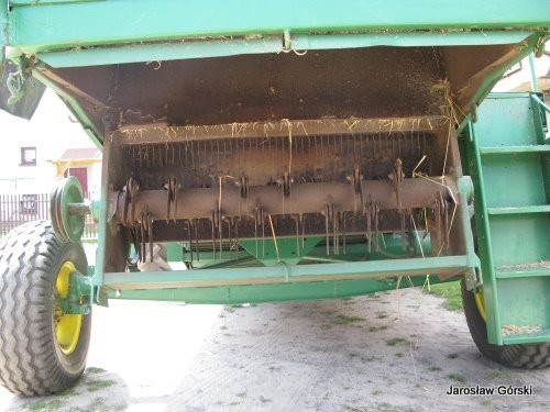 sprzedam John Deere 975 - kombajn zbożowy — zdjęcie 4