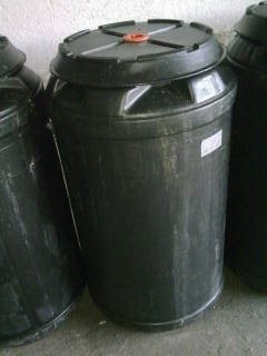 Beczki plastikowe 220l i 160l — zdjęcie 1