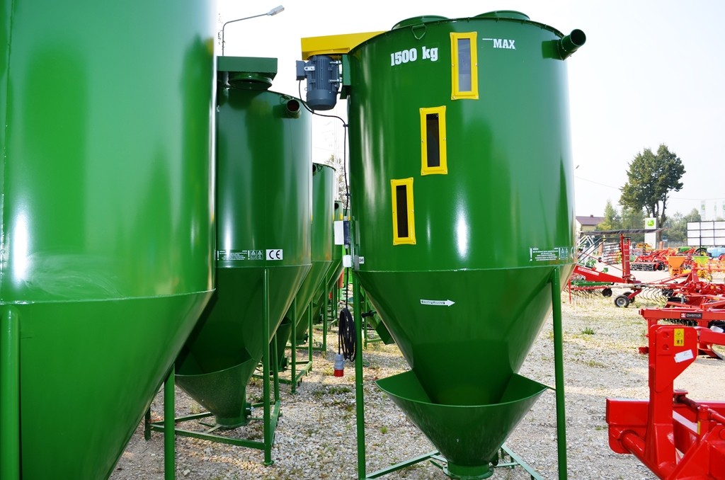 NOWY Mieszalnik pasz M-Rol 1500kg RATY0%  — zdjęcie 1