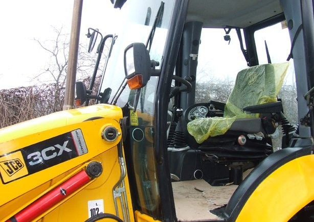 Koparko ładowarka JCB 3CX Contractor z roku 2007 — zdjęcie 4