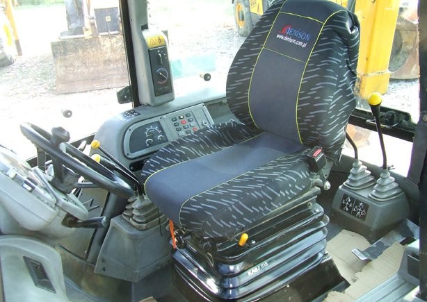 koparko ładowarka Terex Fermec 860 SX z roku 2003 — zdjęcie 3