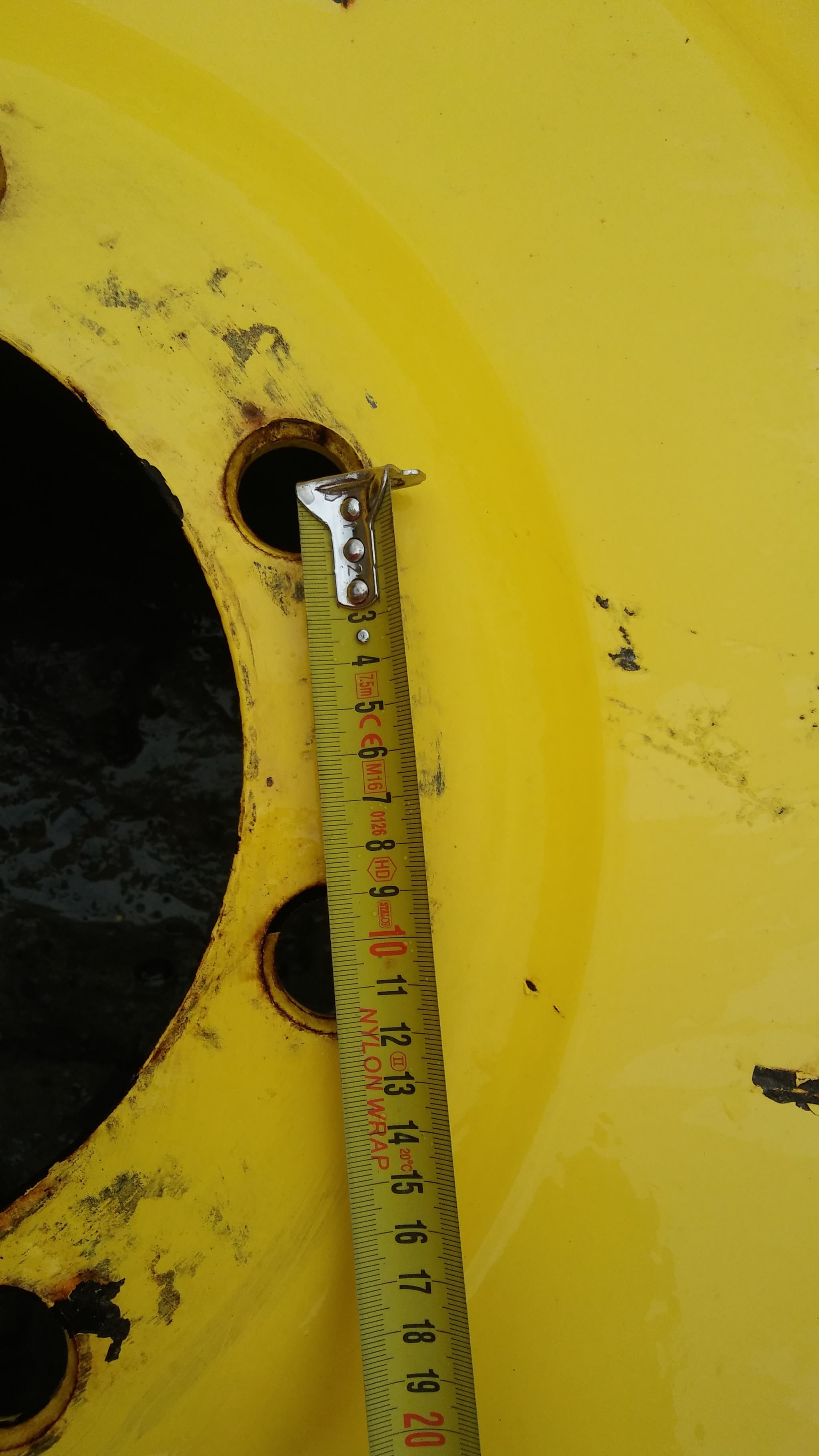 Felga rolnicza John Deere 15x38 stan Bardzo Dobry — zdjęcie 1