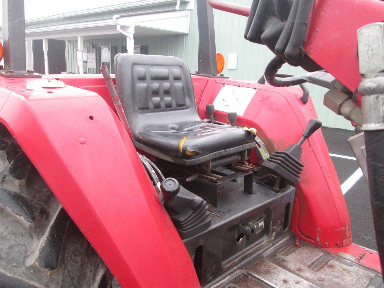 Ciągnik Massey Ferguson II45 — zdjęcie 2