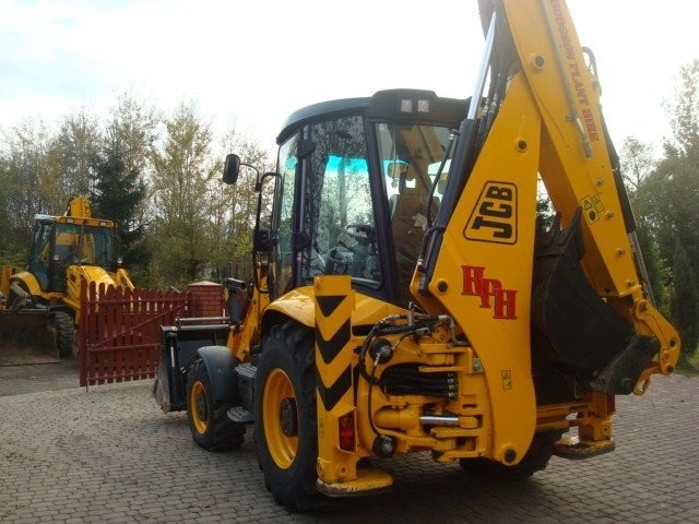JCB 3CX CONTRACTOR z 2009 r — zdjęcie 2