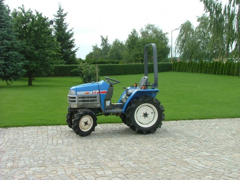 Mini traktorek Iseki TM17, 17KM, 4x4 — zdjęcie 1