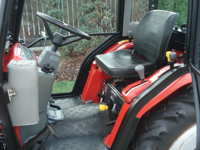 Massey Ferguson 1235 - 2002 — zdjęcie 2