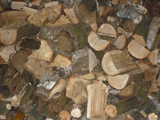 Sprzedam drewno opałowe i kominkowe. — zdjęcie 1