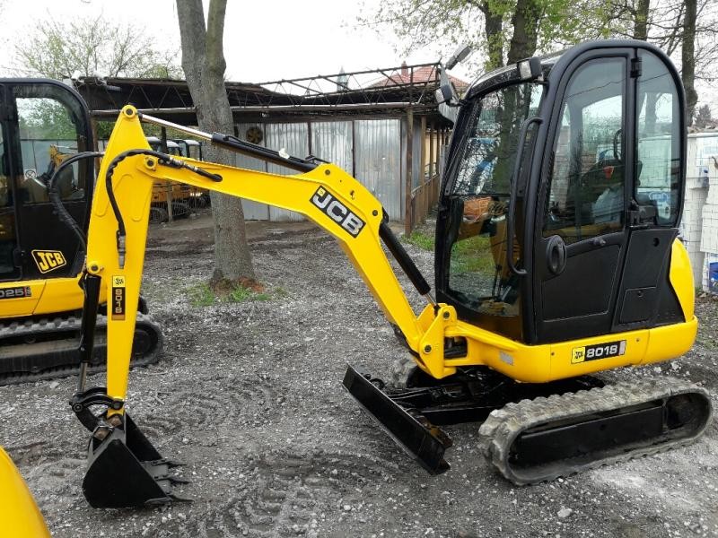 JCB 8018 CTS 2012, 2013 - minikoparki gąsienicowe — zdjęcie 5