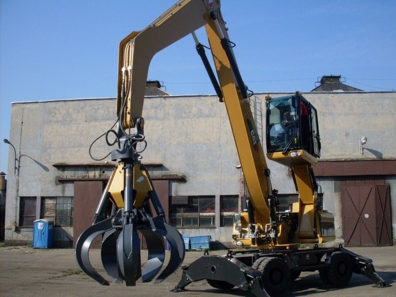 Maszyna do przeładunków Cat 322 D MH — zdjęcie 1