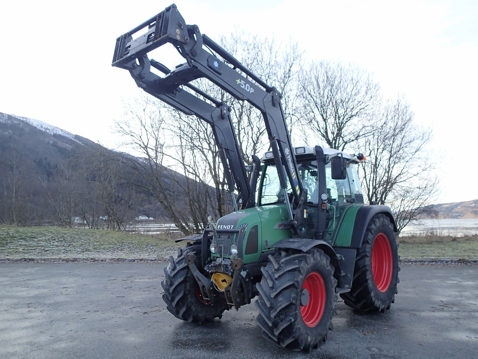 Ciągnik Fendt 42IO Vario — zdjęcie 1