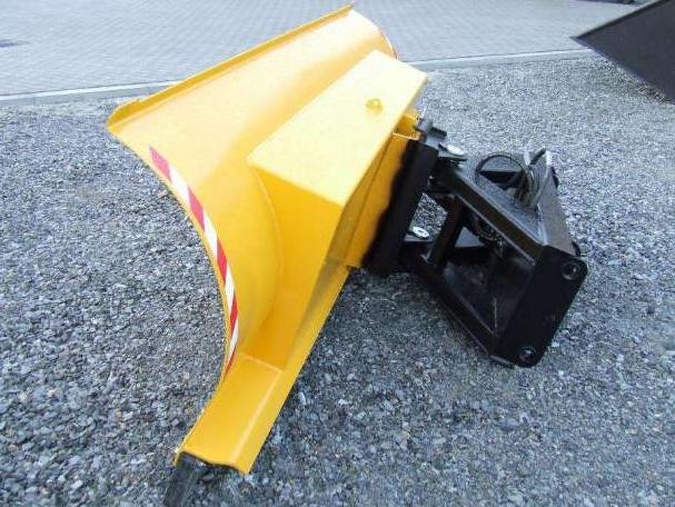 Nowy pług do koparko-ładowarki JCB 3CX/4CX — zdjęcie 1