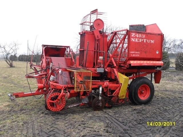 Kombajn NEPTUN Z413 — zdjęcie 1