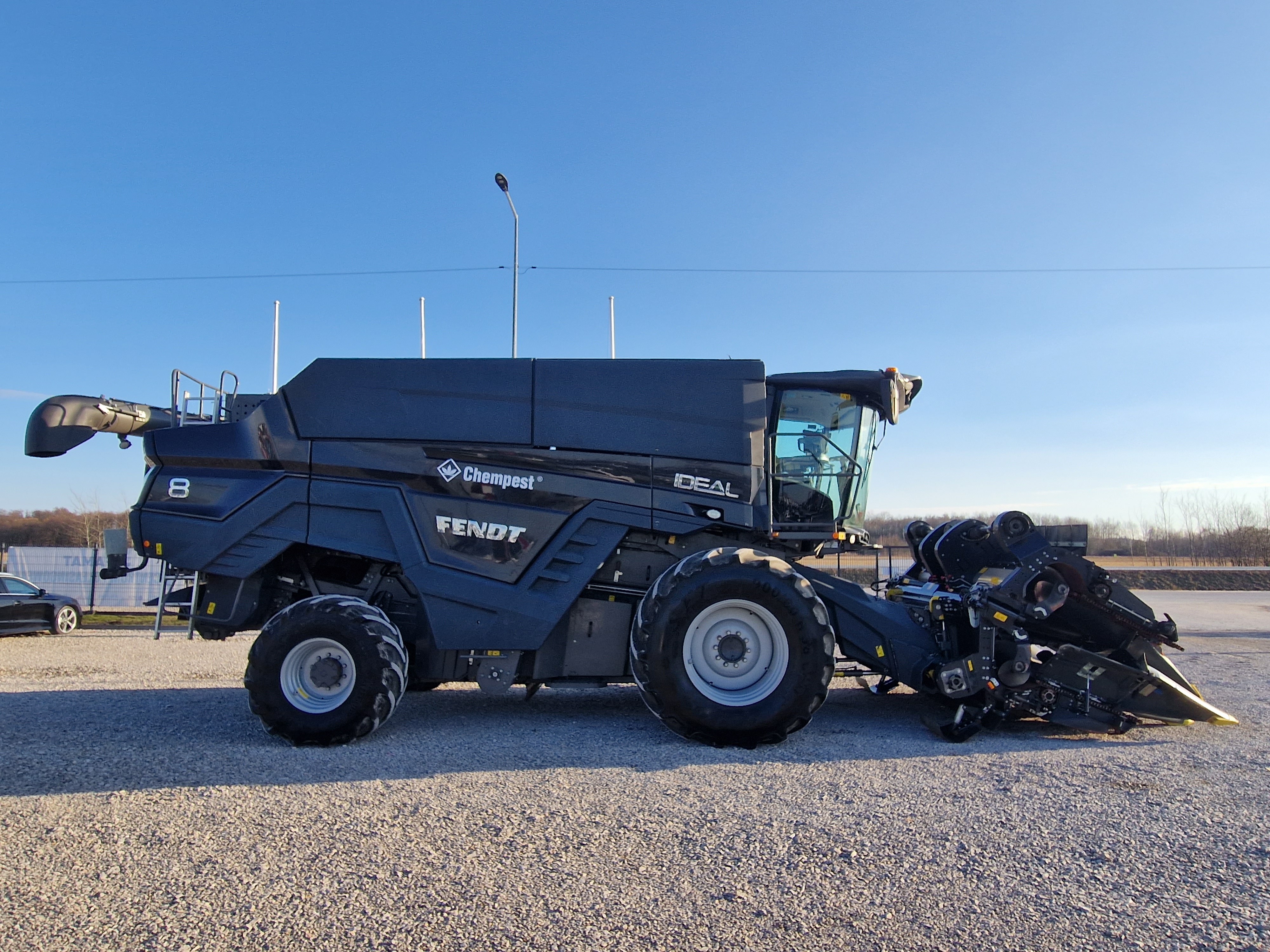 Kombajn Fend Ideal 8 z przystawką Geringhoff MSH 800FB 2021 r. — zdjęcie 5