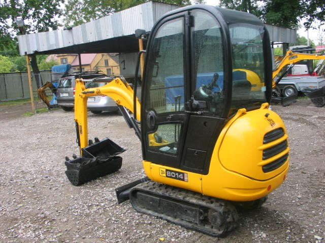 Minikoparka JCB 8014  z 2011 roku - sprzedam — zdjęcie 2