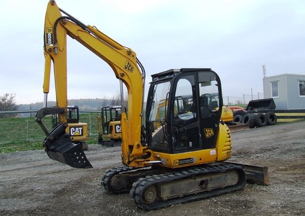 JCB 8060, z roku 2004. — zdjęcie 1