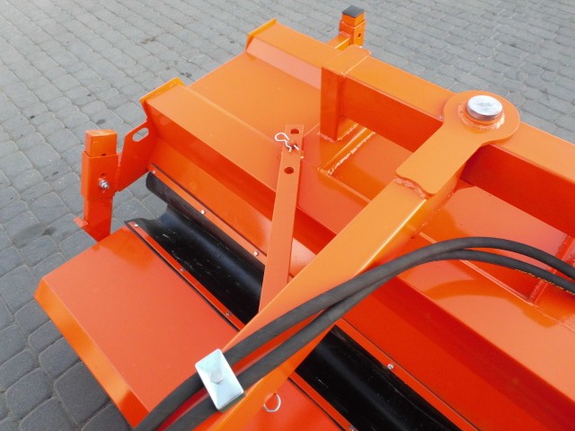Zamiatarka nowa do mini traktorka kubota iseki shibaura — zdjęcie 3