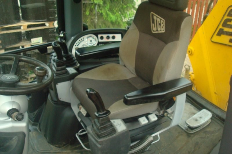 JCB 3CX CONTRACTOR -- 2004 -- OPONY 20" — zdjęcie 5