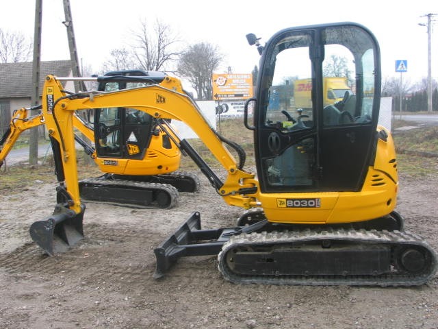 JCB 8030 ZTS z 2008 roku — zdjęcie 1