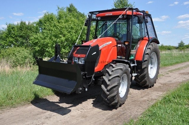 Ciągnik Zetor Proxima 90+zabudowa leśna