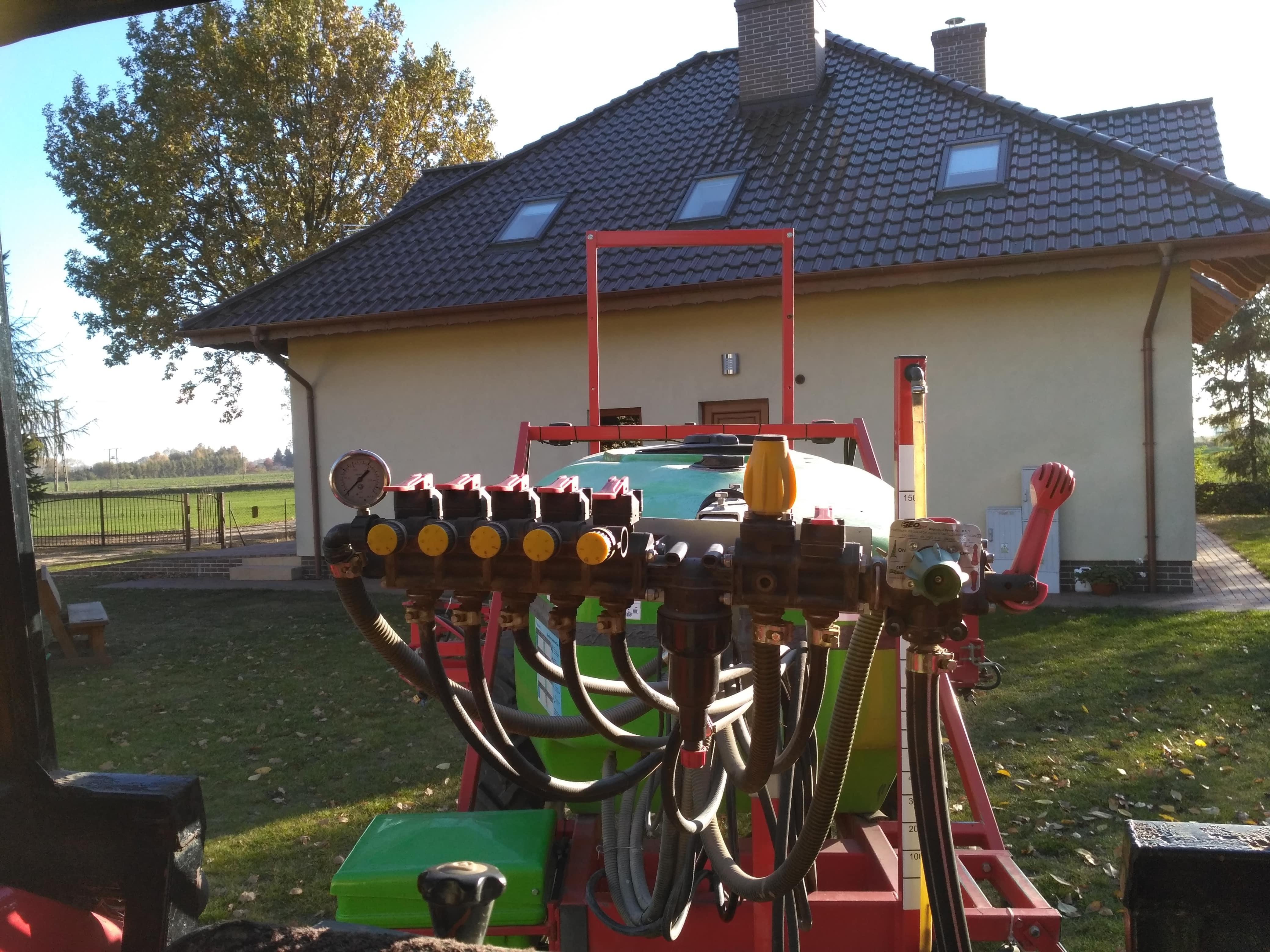 OPRYSKIWACZ AGROFART 2011 BELKA 15M ZBIORNIK 1500L — zdjęcie 2