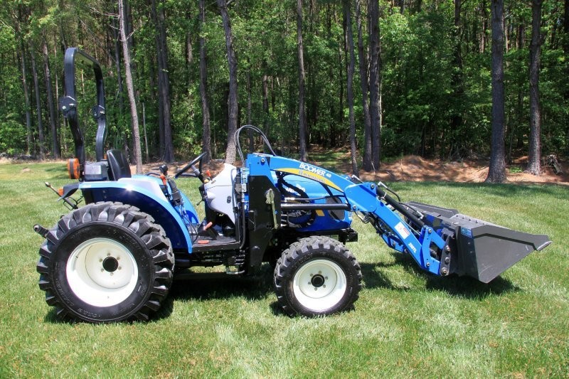 Sprzedanie New Holland Boomer 04.0F — zdjęcie 2
