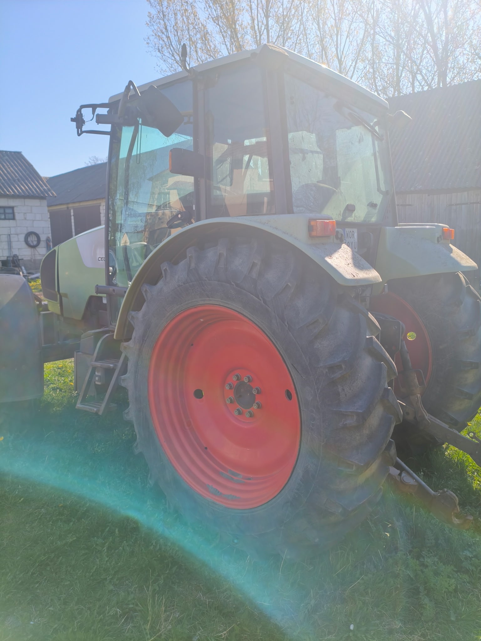 Sprzedam ciagnik Claas — zdjęcie 5