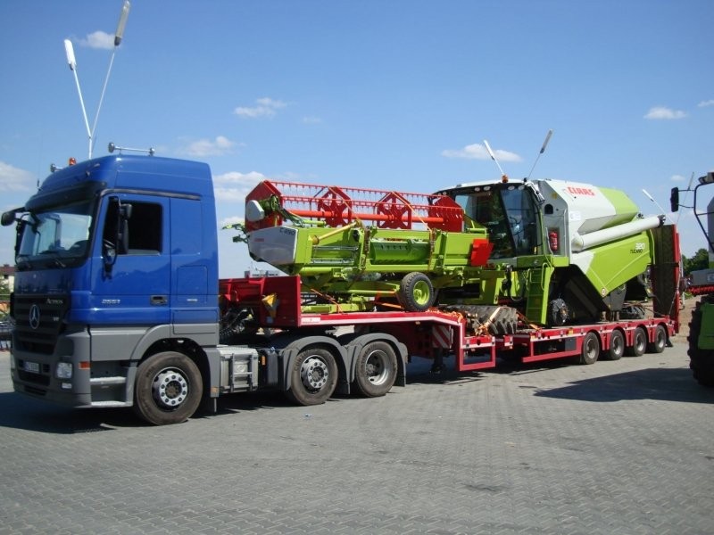 Transport niskopodwoziowy maszyn rolniczych