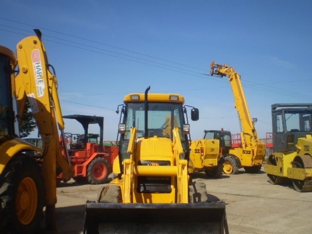 JCB 2CX Stretmaster-----rok 2006--------NOWE OPONY — zdjęcie 2