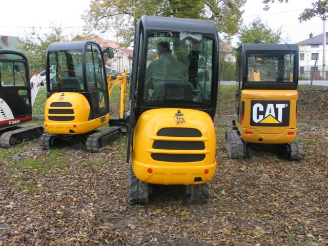 JCB 8014 z 2013 roku - koparkikrakow.pl — zdjęcie 6