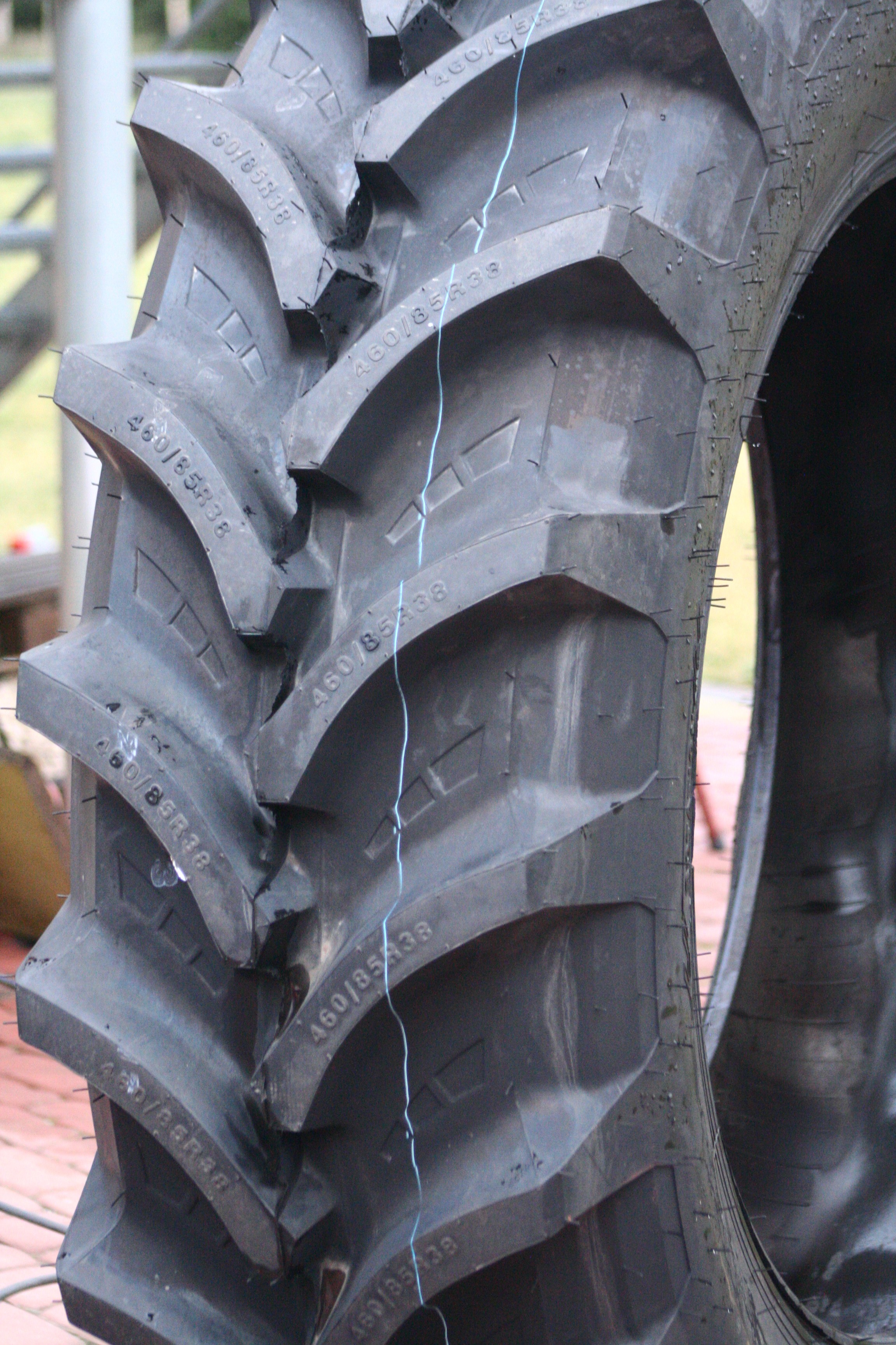 Opona 420/70R28 133A8 TA-110 Petlas , Nowa  Rwie Ziemię , super mocna — zdjęcie 1
