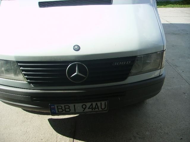 Mercedes Sprinter 308 maxi kontener — zdjęcie 1