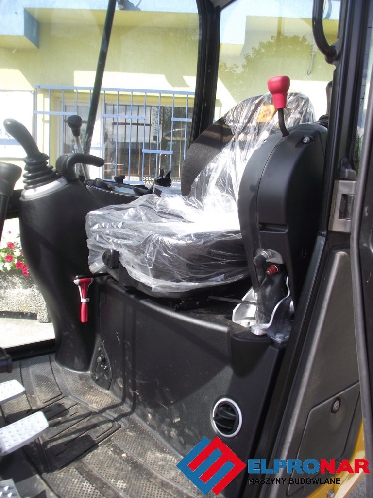 Nowa JCB 8018 CTS z 2012r. — zdjęcie 4