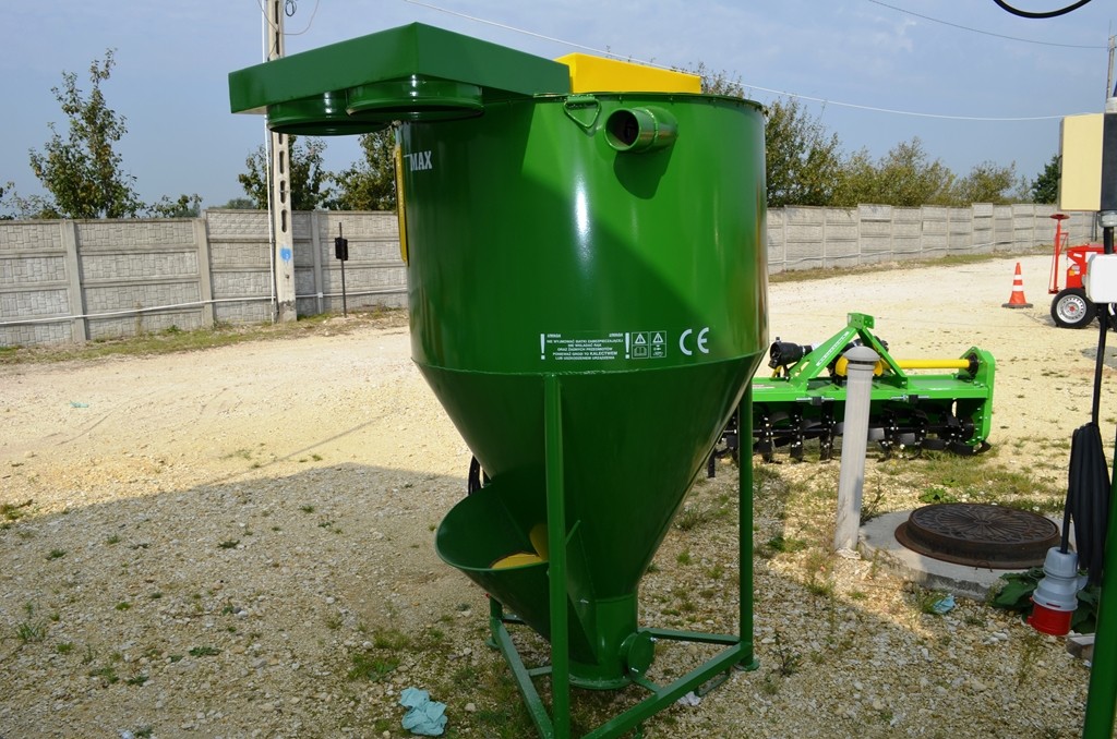 NOWY Mieszalnik pasz M-Rol 500kg RATY0%  — zdjęcie 1